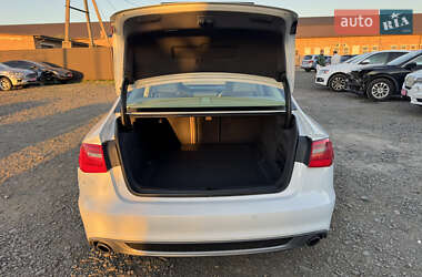 Седан Audi A6 2013 в 