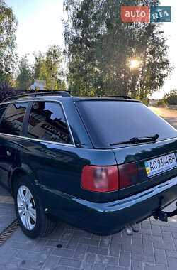 Универсал Audi A6 1995 в 