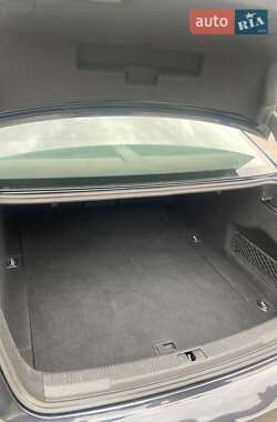 Седан Audi A6 2016 в 