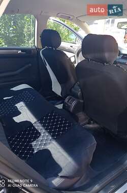 Седан Audi A6 2004 в Киеве