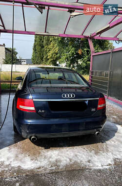 Седан Audi A6 2004 в 