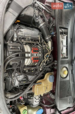 Универсал Audi A6 1998 в 