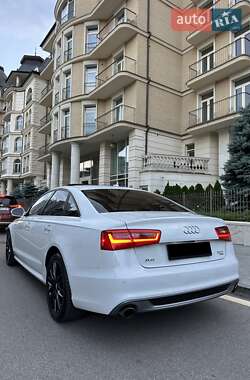 Седан Audi A6 2014 в 