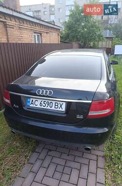 Седан Audi A6 2004 в 