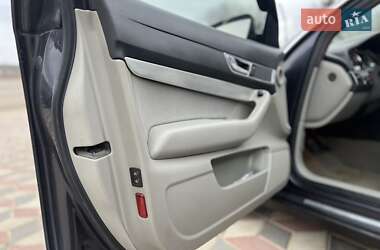 Седан Audi A6 2004 в 