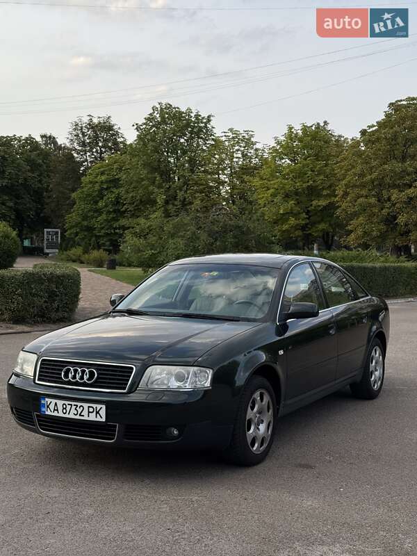 Седан Audi A6 2004 в 