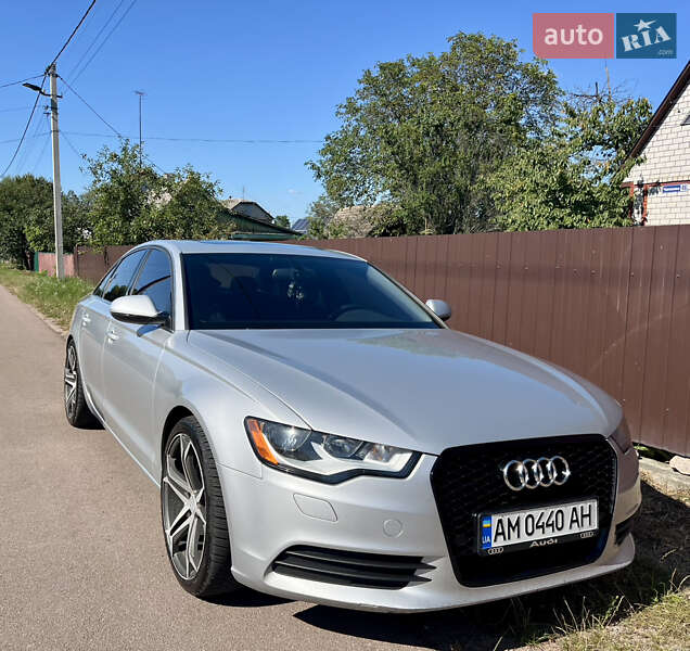Седан Audi A6 2012 в 