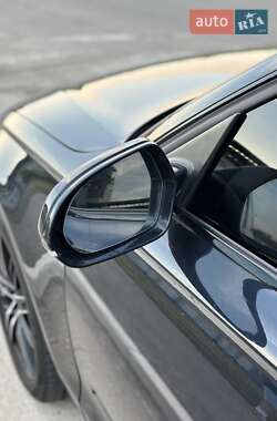 Седан Audi A6 2013 в 