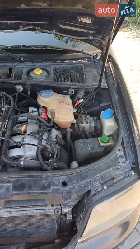 Седан Audi A6 1998 в Каменец-Подольском