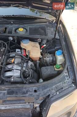 Седан Audi A6 1998 в 