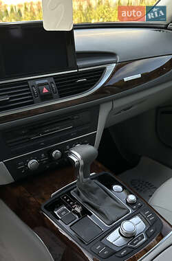 Седан Audi A6 2015 в 