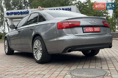 Седан Audi A6 2015 в 