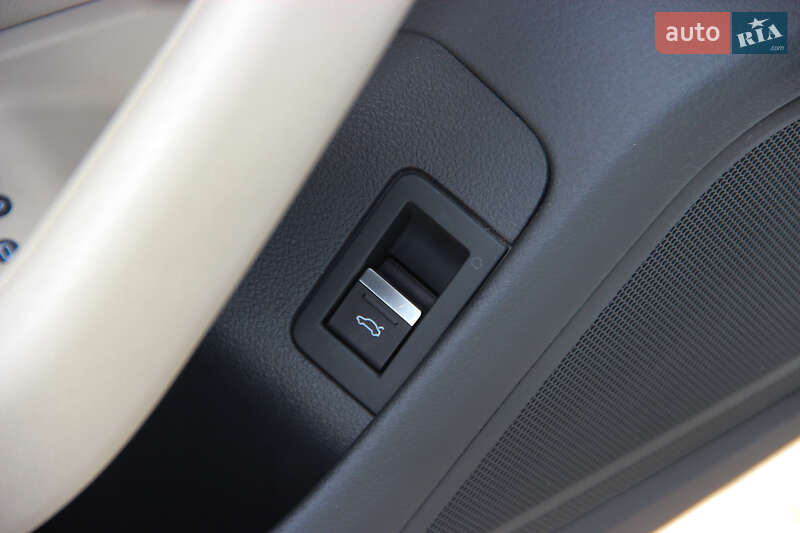 Седан Audi A6 2019 в Одессе