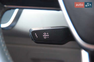 Седан Audi A6 2019 в 