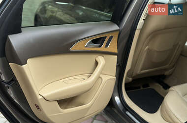 Седан Audi A6 2011 в 