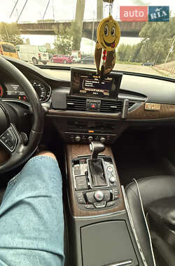Седан Audi A6 2012 в 