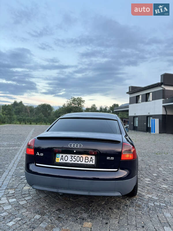 Седан Audi A6 2000 в Иршаве