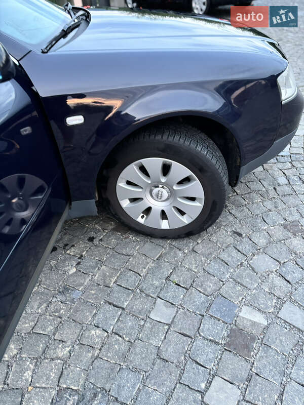 Седан Audi A6 2000 в Иршаве