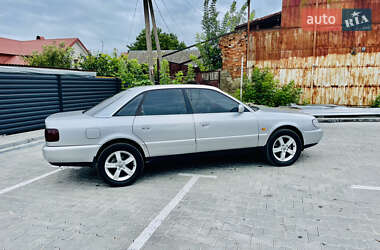 Седан Audi A6 1995 в 