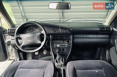 Седан Audi A6 1995 в 