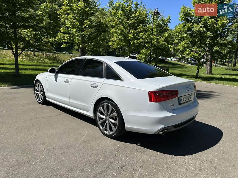 Седан Audi A6 2014 в Киеве