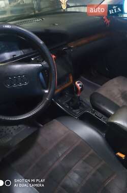 Седан Audi A6 1995 в 