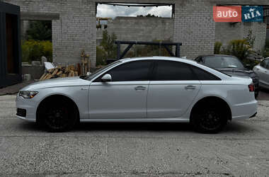 Седан Audi A6 2015 в 