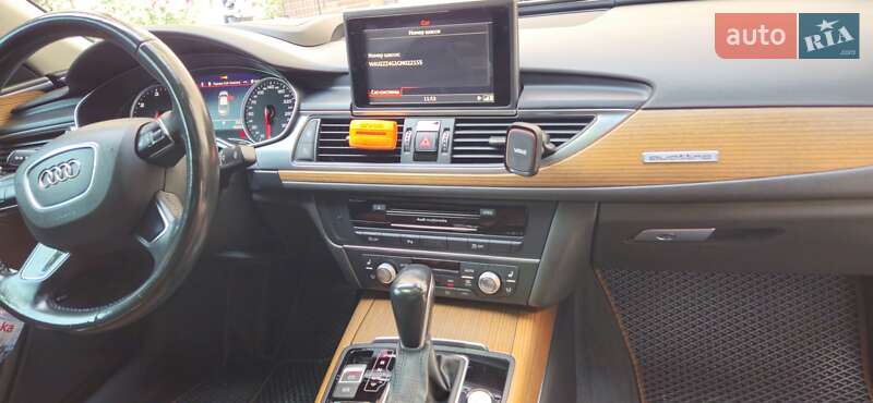 Седан Audi A6 2015 в Киеве