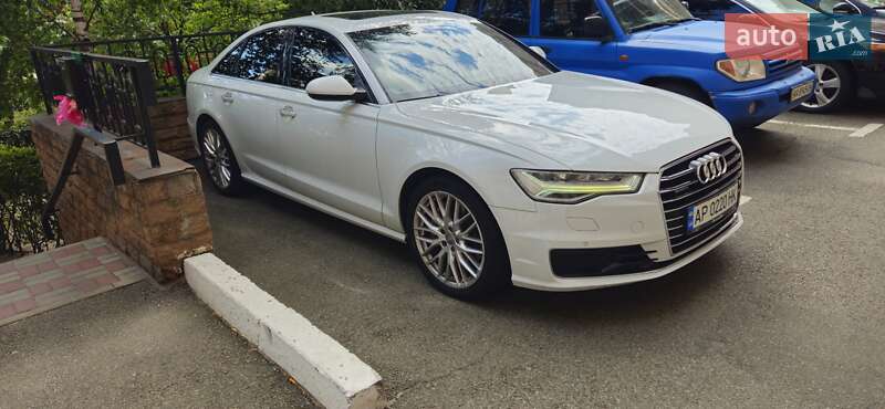 Седан Audi A6 2015 в Киеве