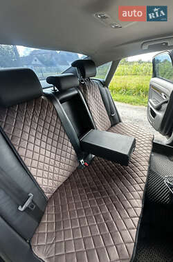 Седан Audi A6 2010 в 