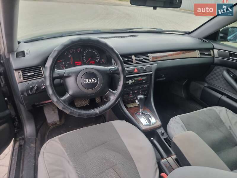 Универсал Audi A6 1999 в Кременце