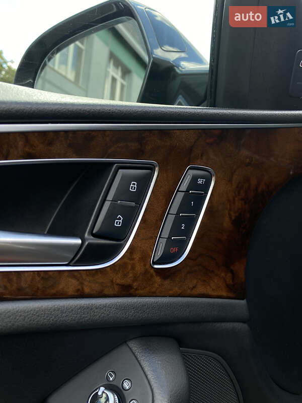Седан Audi A6 2013 в Киеве