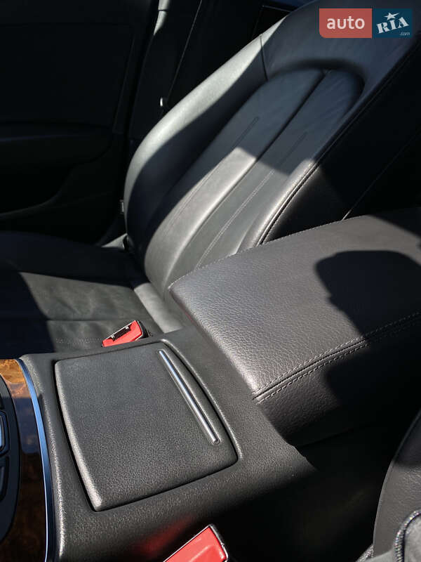 Седан Audi A6 2013 в Киеве
