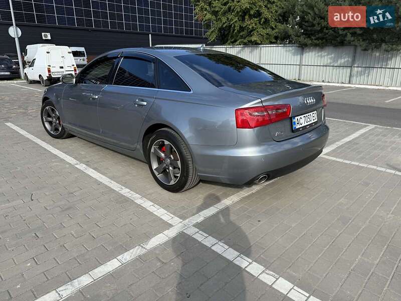 Седан Audi A6 2012 в Луцке