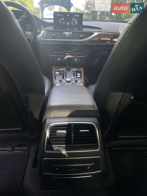 Седан Audi A6 2013 в Львові