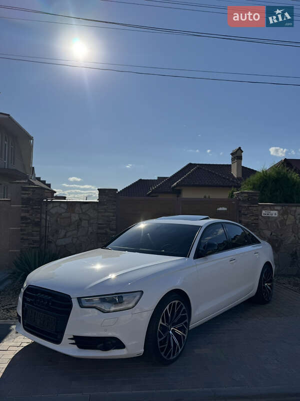 Седан Audi A6 2014 в Одессе
