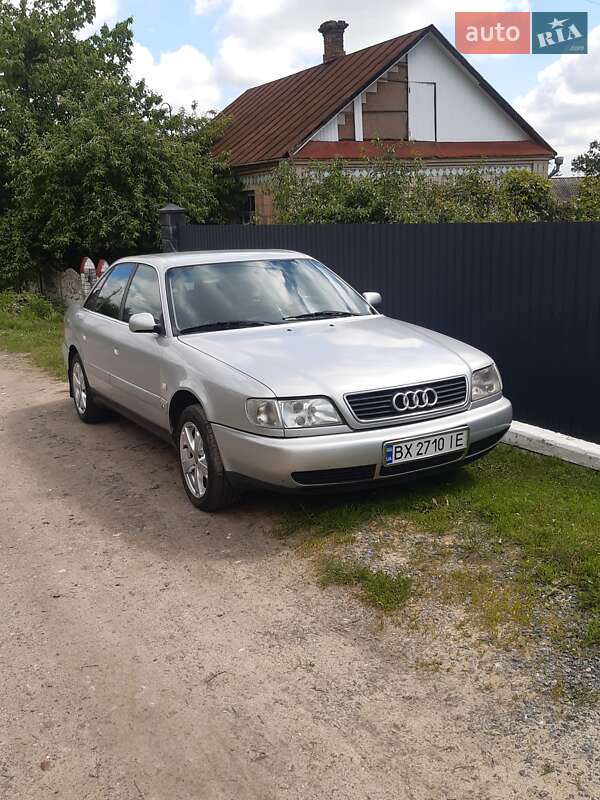 Седан Audi A6 1995 в 