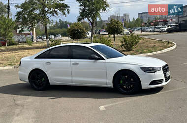 Седан Audi A6 2014 в 