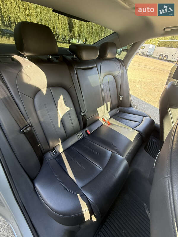 Седан Audi A6 2013 в Ивано-Франковске