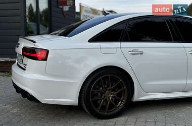 Седан Audi A6 2015 в 