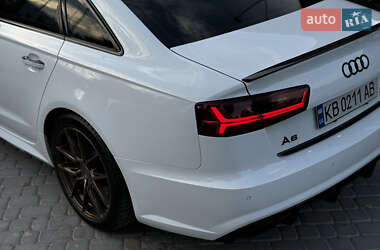 Седан Audi A6 2015 в 