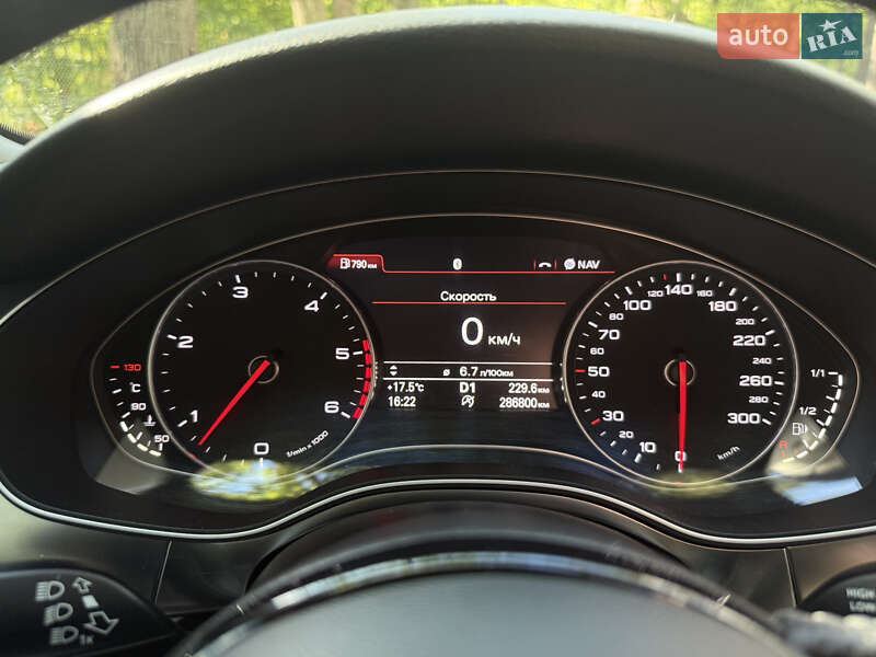 Седан Audi A6 2013 в Ровно