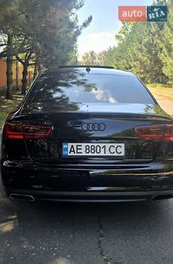 Седан Audi A6 2015 в 