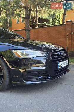 Седан Audi A6 2015 в 