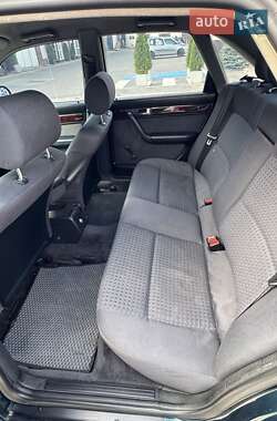 Седан Audi A6 1996 в 