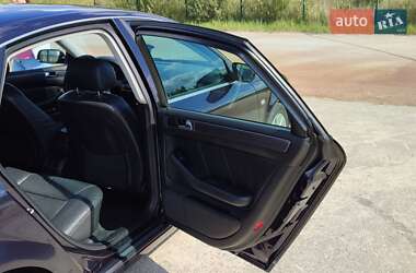 Седан Audi A6 2003 в 