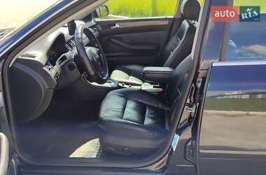 Седан Audi A6 2003 в 