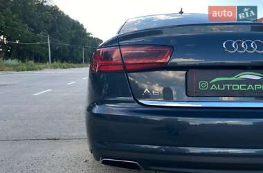 Седан Audi A6 2015 в 