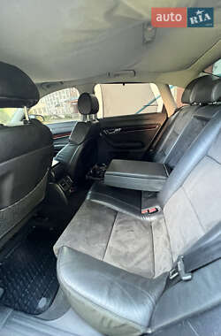 Седан Audi A6 2004 в 