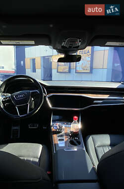 Седан Audi A6 2019 в 